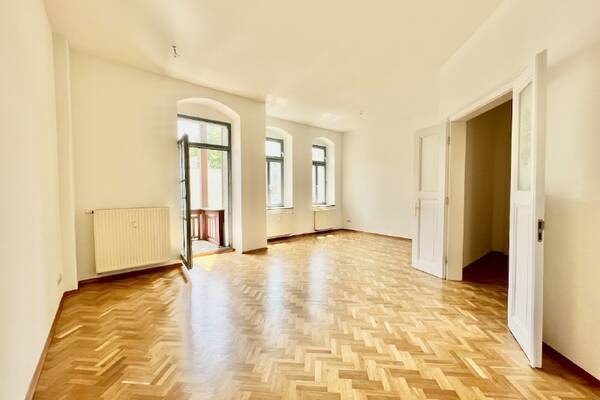 Stilvoll wohnen in Elbn&auml;he ... mit S&uuml;d-Balkon!