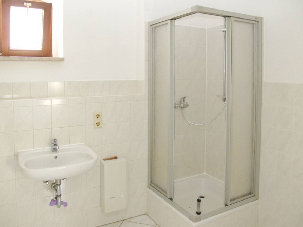 Tageslichtbad mit Dusche
