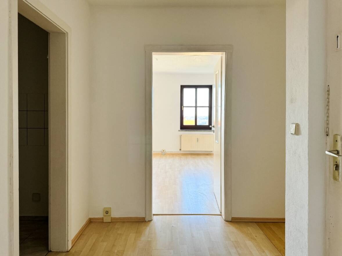 Haus rechts Korridor im zweiten OG