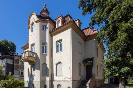 Bürovilla im Dresdner Norden!