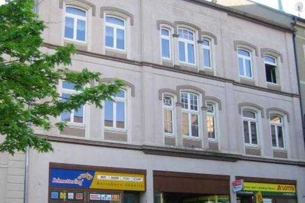 Herrschaftlich Wohnen und Arbeiten am Marktplatz!