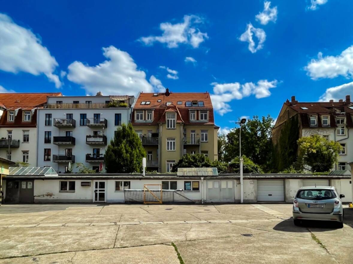 Flachbau auf S&uuml;d (2)