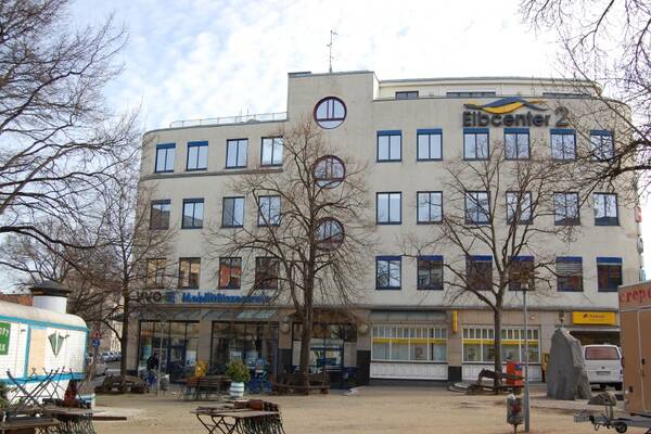 Im Elbcenter!
