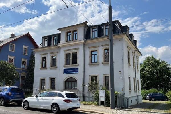 Zwei sanierte B&uuml;rogeb&auml;ude!