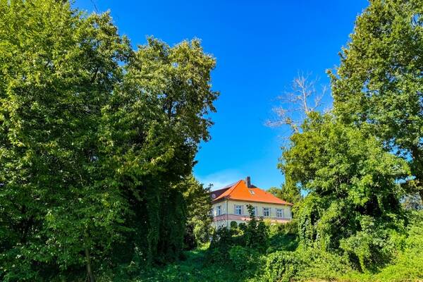 Ein gr&uuml;nes Paradies auf &uuml;ber 80.000 m&sup2; - f&uuml;r Sie und Ihre Tiere!
